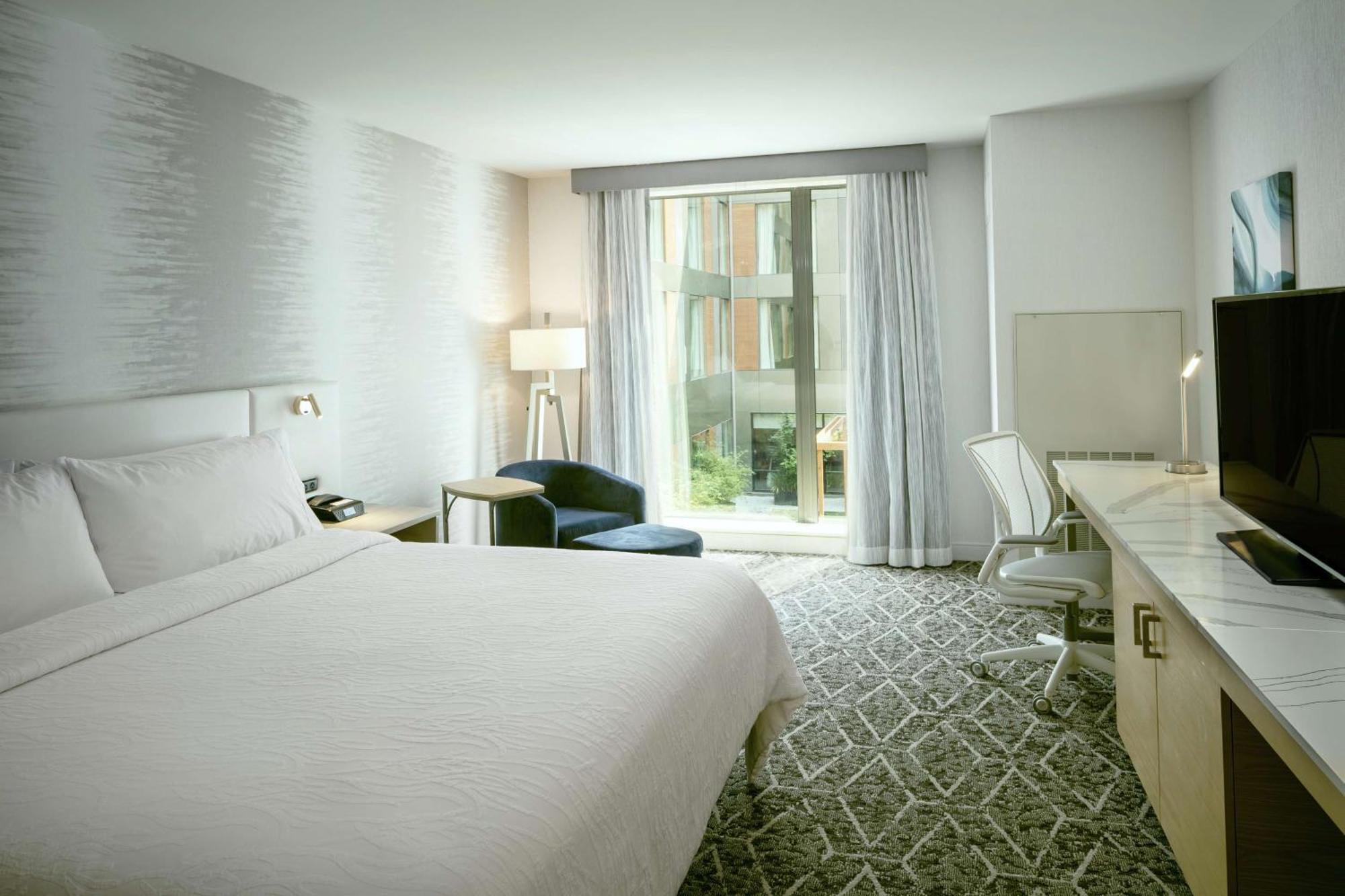 Hilton Garden Inn Seattle Bellevue Downtown, Wa Exterior photo